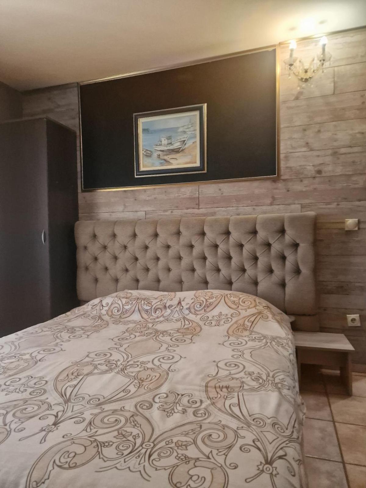 Guest House Maja Novi Sad Exteriér fotografie