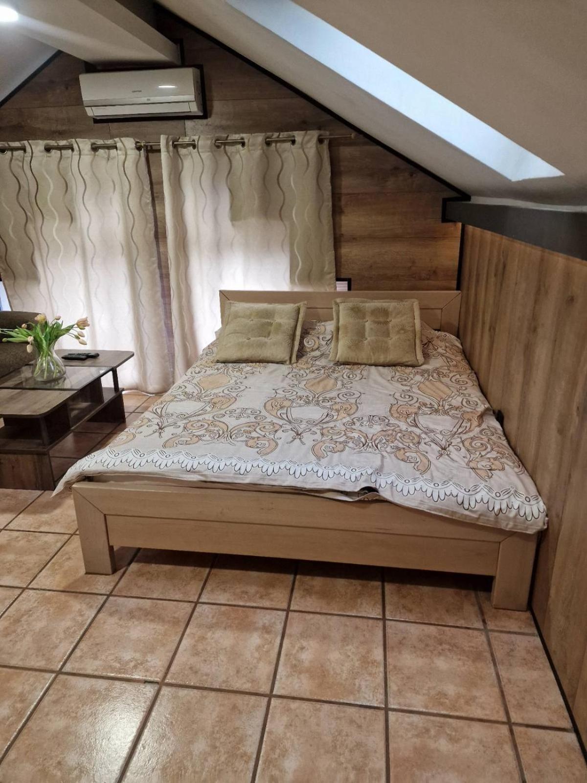 Guest House Maja Novi Sad Exteriér fotografie