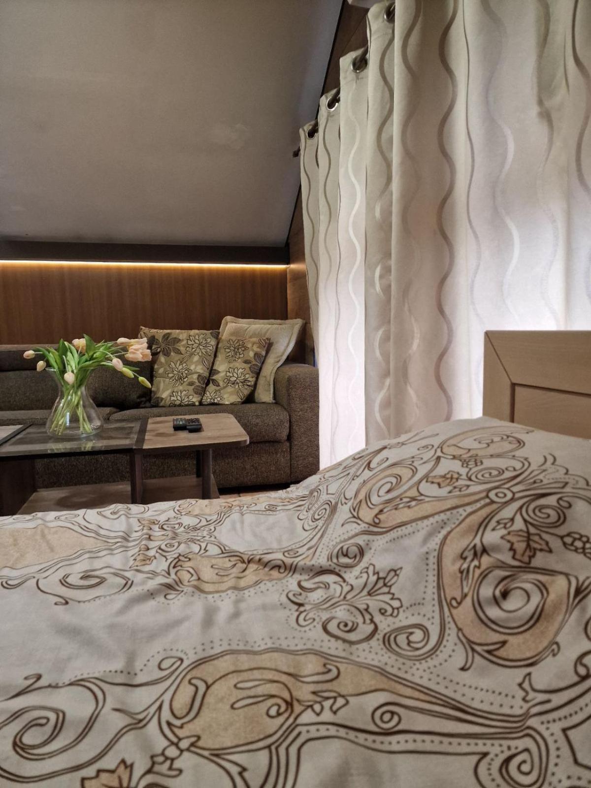 Guest House Maja Novi Sad Exteriér fotografie